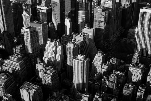 黑白现代城市建筑繁华都市摩天大楼背景图片