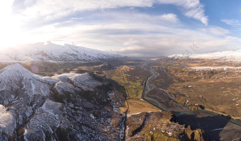 旅游自然户外冒险悬崖徒步旅行背景图片