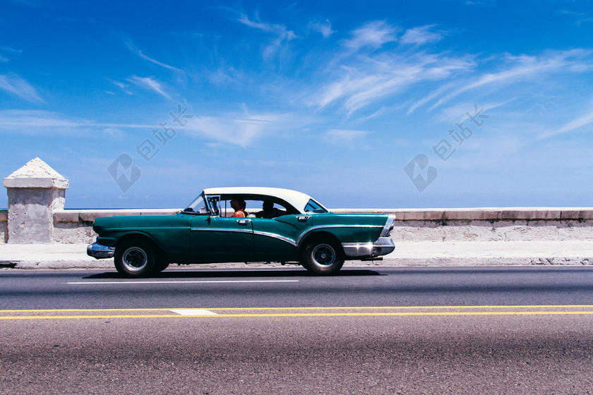 旅游清新自驾游背景图片