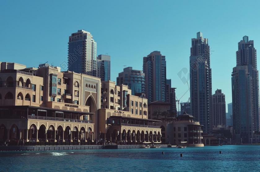 旅游唯美城市一角城市背景图片