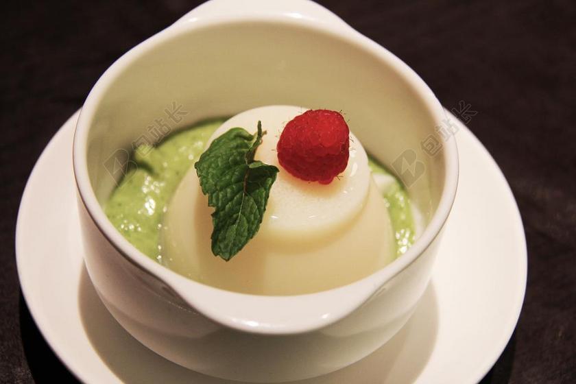 彩色食物创意抹茶布丁等甜食饮品背景图片