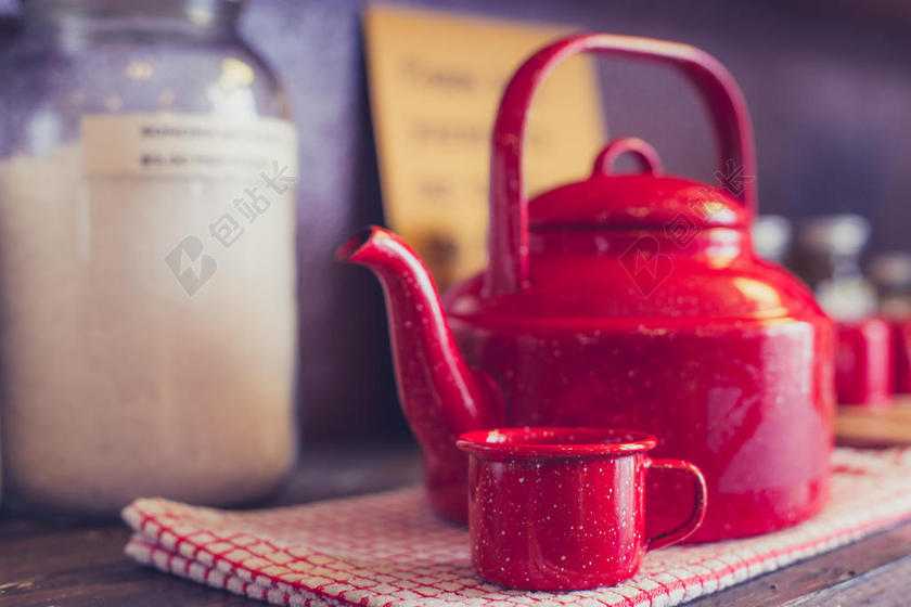 红色茶杯茶具餐饮饮食玻璃用品背景图片