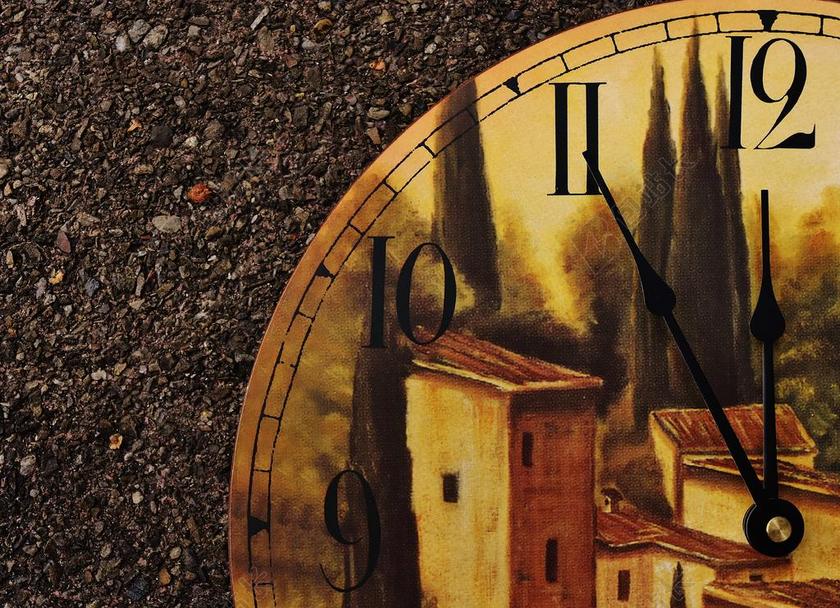 金色物品特写金色的时钟表盘背景图片