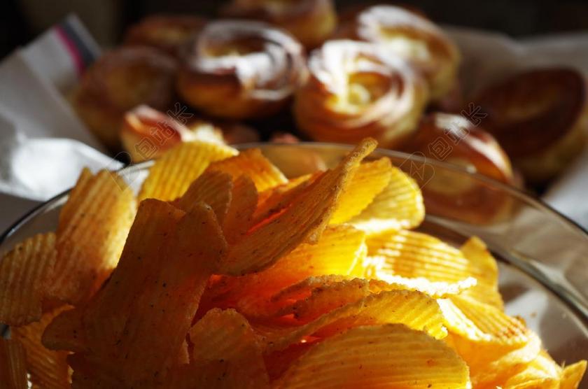 土豆片 餐 甜点 美味