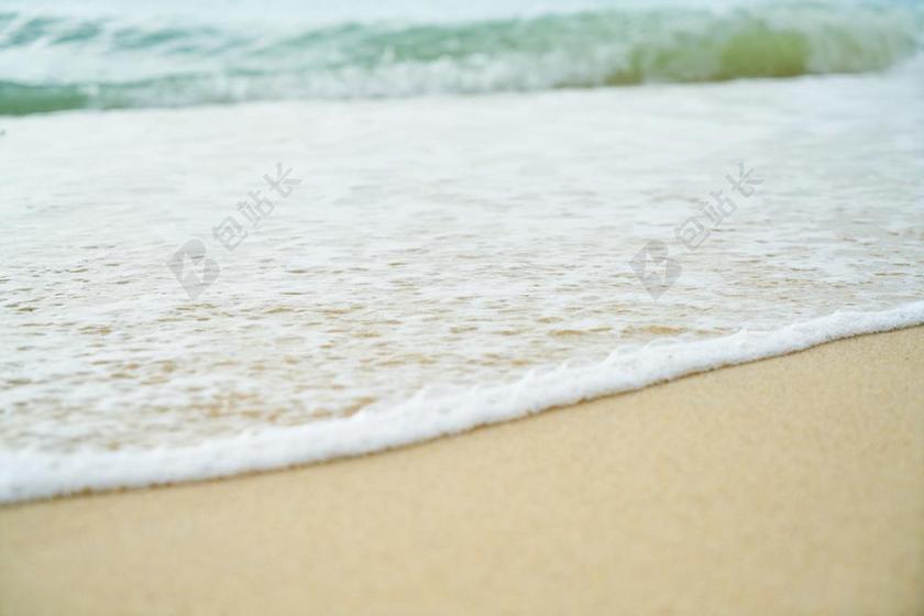 度假休闲自然海边沙滩海浪热带风情背景图片