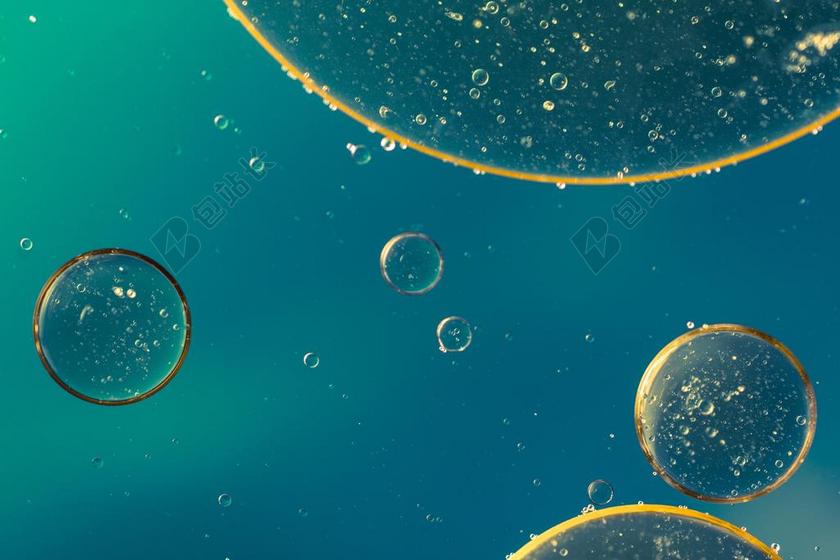 液体微观摄像油污油脂圆圈金边水中背景图片