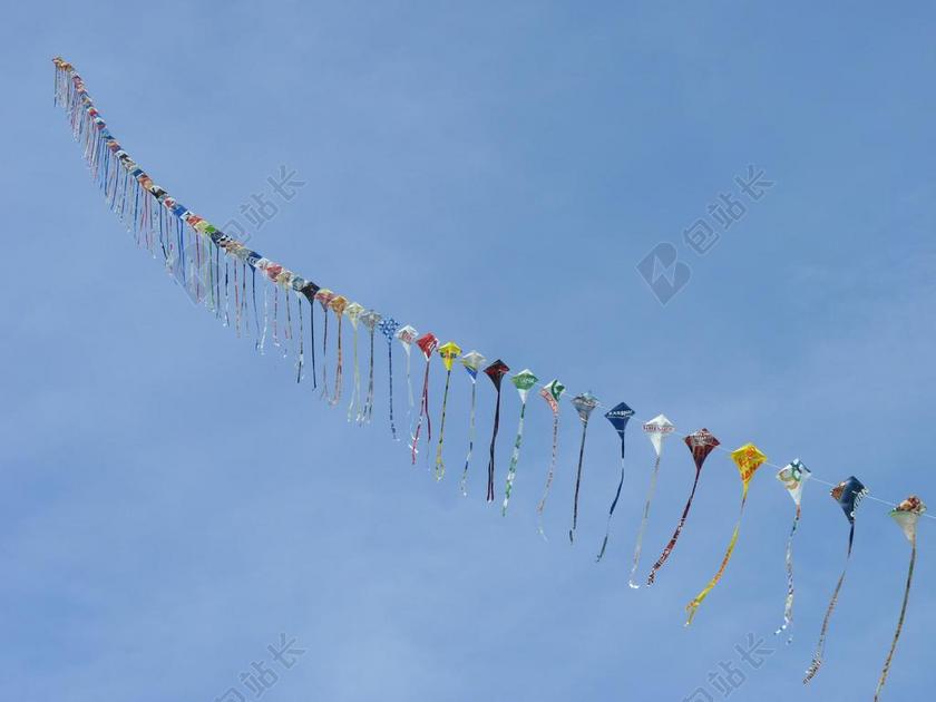 龙 风 秋季 飞 天空 蓝色 风筝上升 丰富多彩 电源线