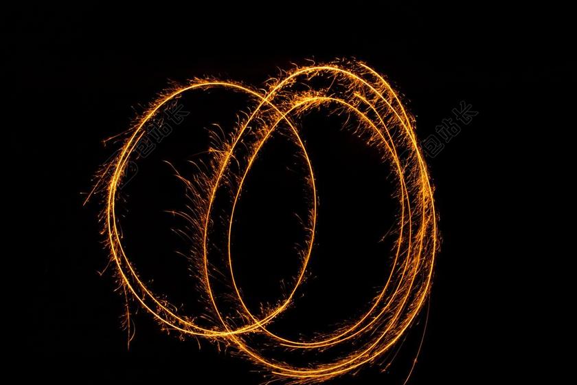 黑色广告创意设计长时间曝光背景图片