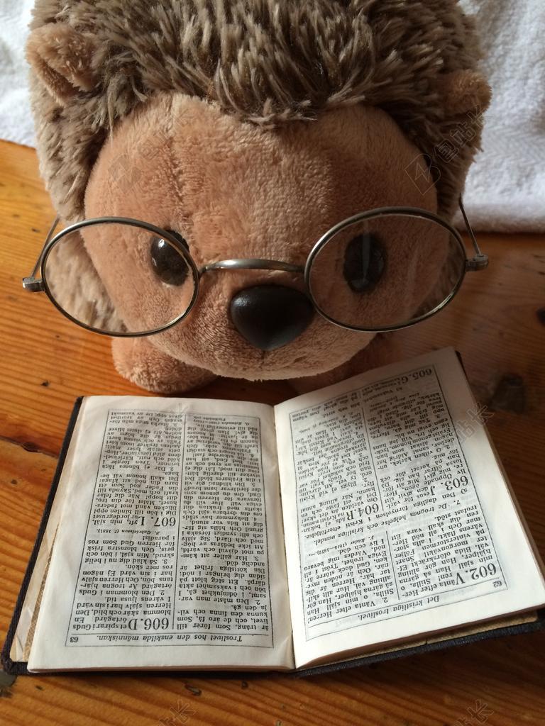 读 临时抱佛脚 研究 本书 碾 眼镜 家庭作业 示例 桌面