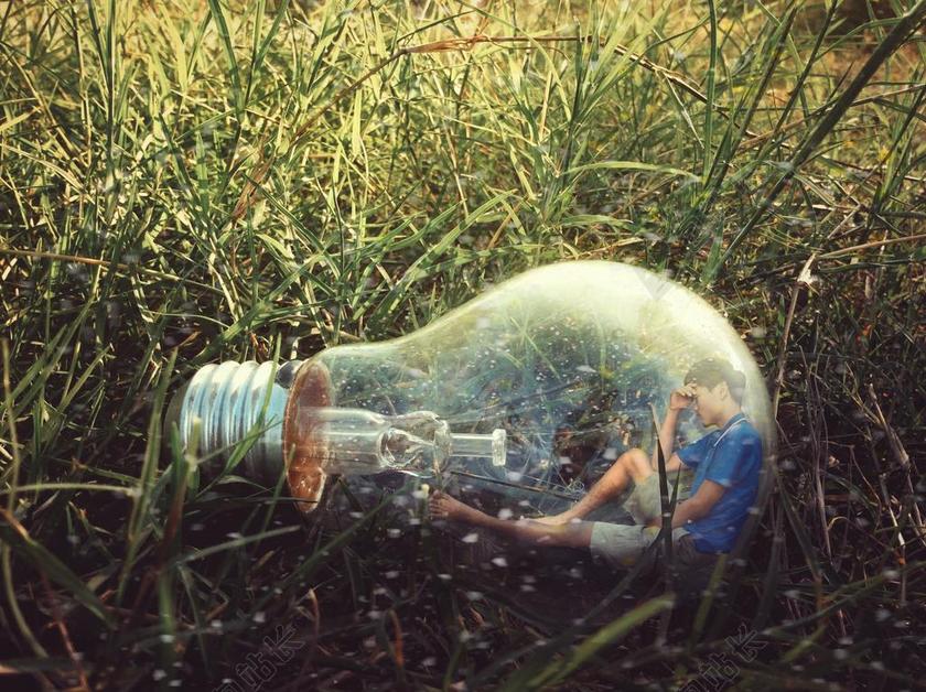 设想作为 马诺 灯泡。 光 头痛 座位 先生英俊 草 仿古灯