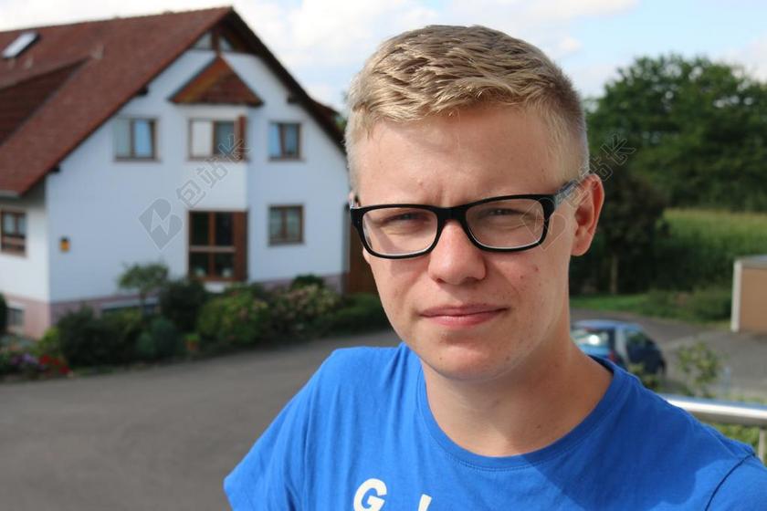 男子 男孩 眼镜 人 运动型 面对 人的 查看 关键 问