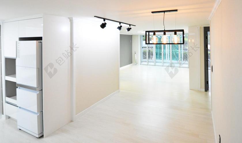 内政部 设计 首页 白 墙 · 本 ·