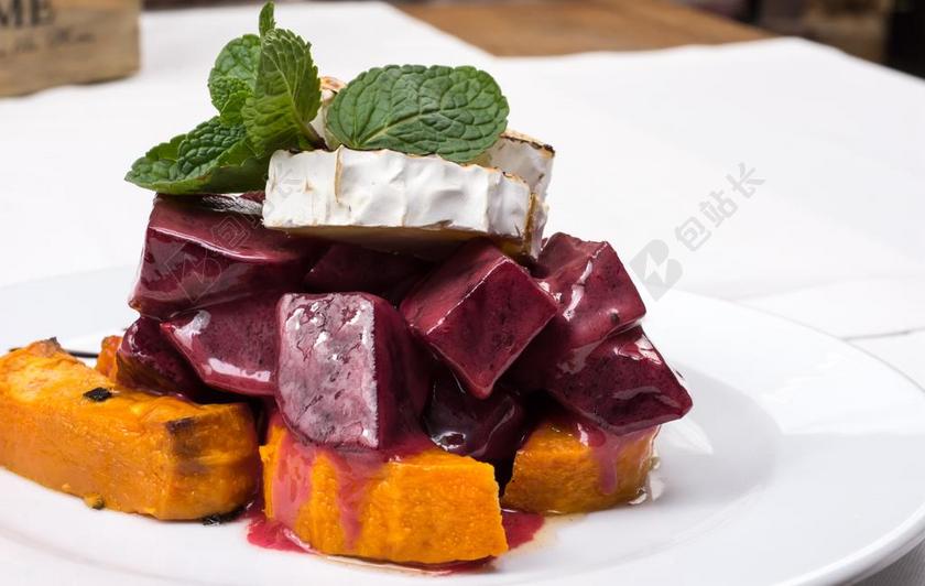 美味的沙拉 南瓜沙拉 奶酪 烤奶酪 餐 食品 美食 南瓜