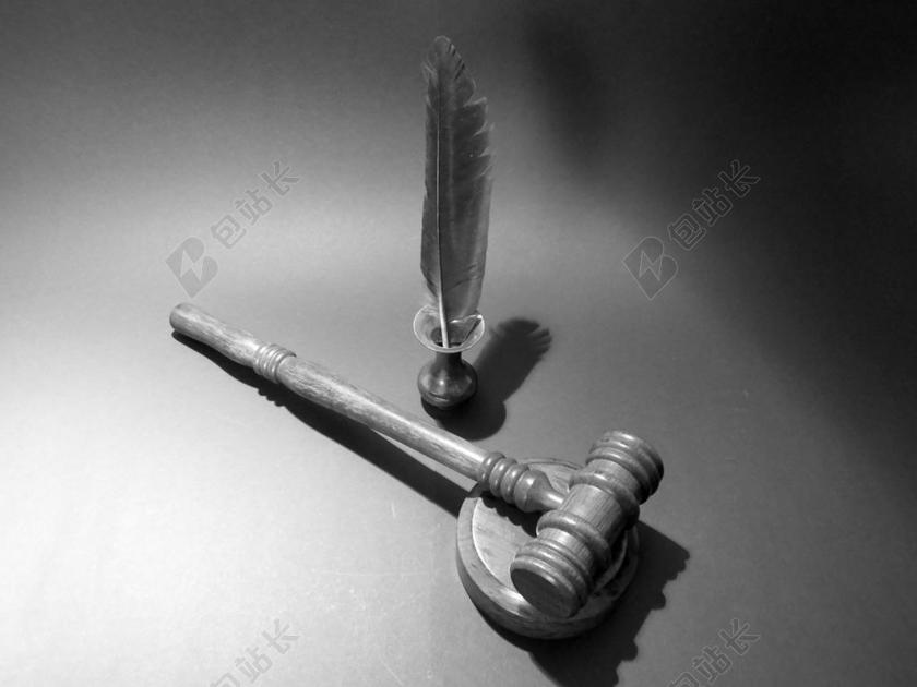 黑白广告写实复古法官锤子背景图片