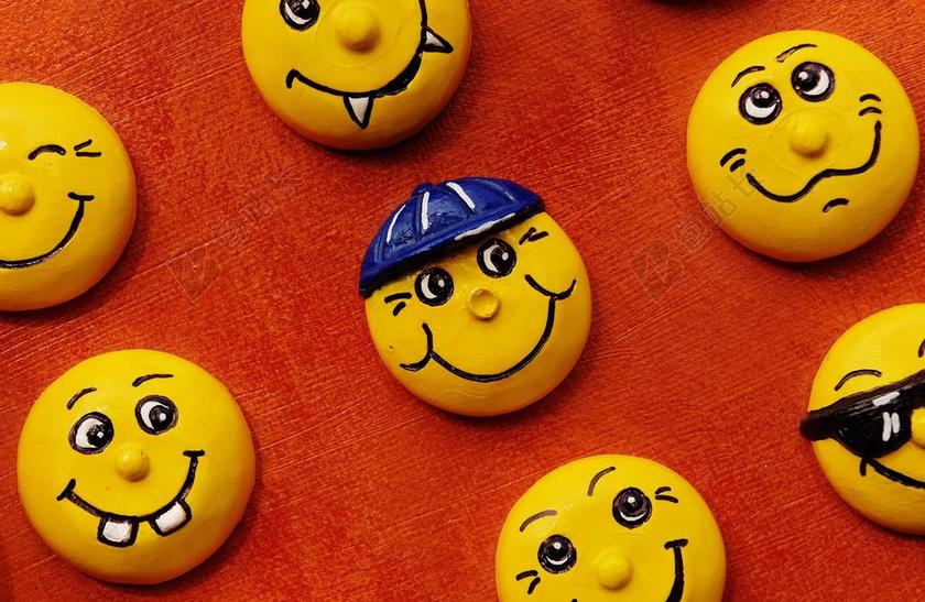 笑脸 笑 手工劳动 国产 滑稽 图释 表情符号 黄色 各种