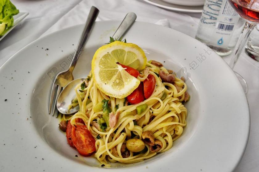 食物美味的意面背景图片