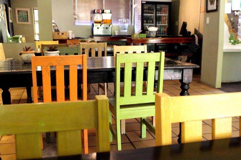 摄影唯美餐桌餐具背景图片