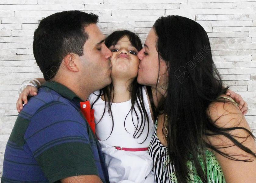 家庭 爱情 父母