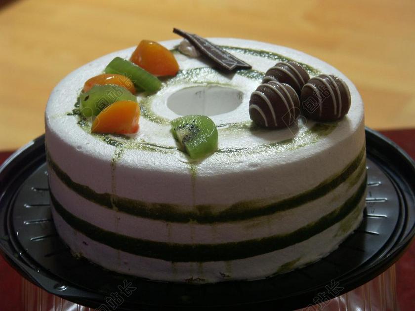 餐饮唯美生日蛋糕背景图片