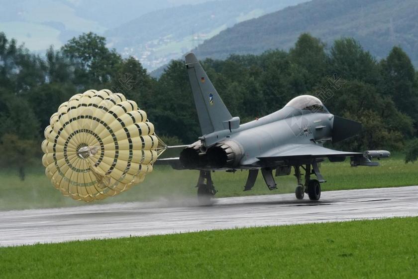 飞机 战斗机 欧洲战斗机 双引擎 国防 空军 登陆 制动屏幕