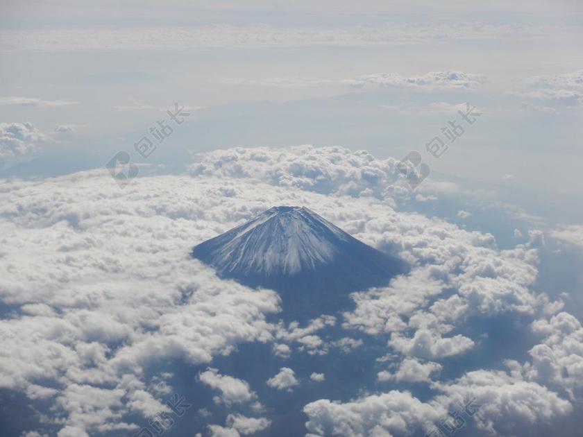 自然富士山全景背景图片