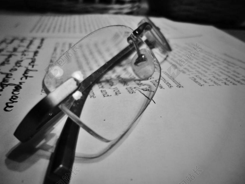 白色学习交流信息传递眼镜背景图片