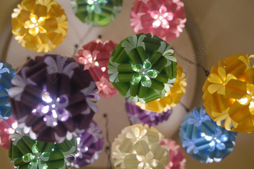 家居美丽的彩色小灯背景图片