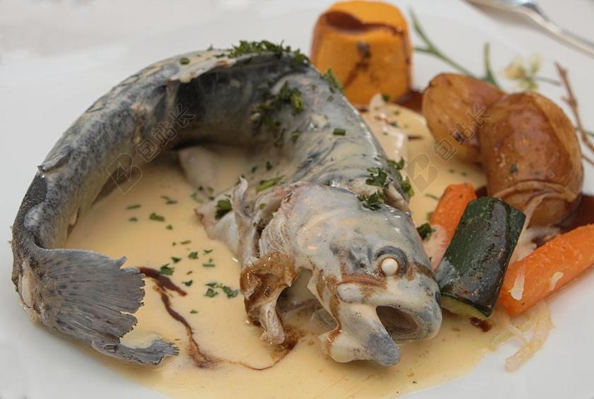 餐饮简约鱼汤背景图片