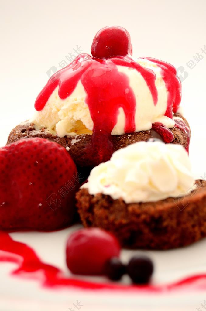 食物美味草莓果酱蛋糕背景图片