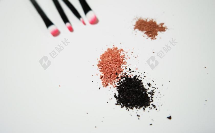 白色广告时尚唯美化妆刷背景图片