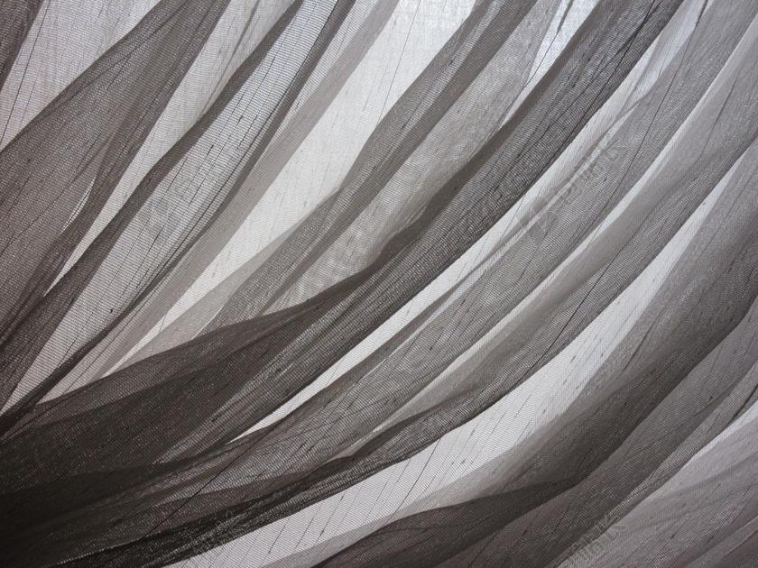 灰色布料柔软飘摇纱布窗帘布料背景图片