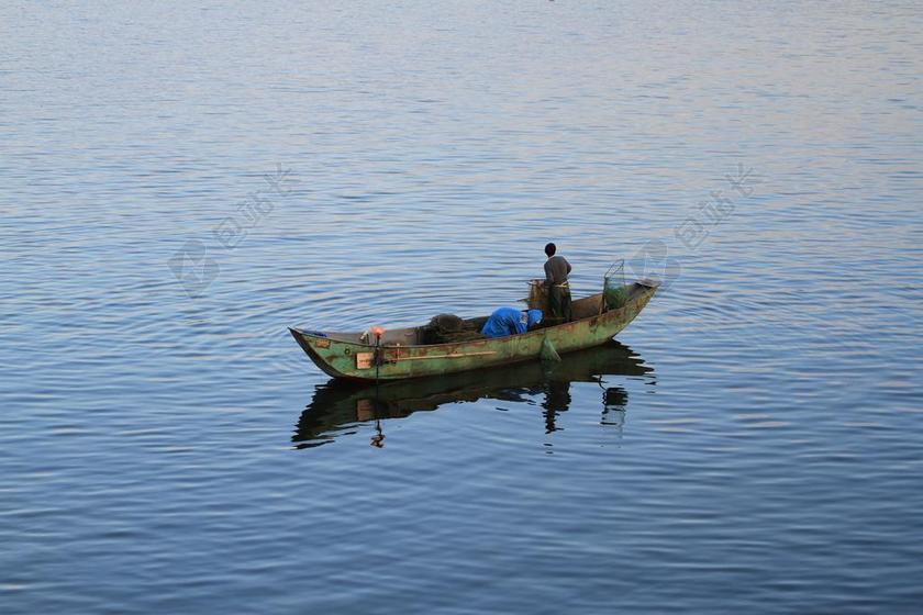 渔船 打渔 青晨