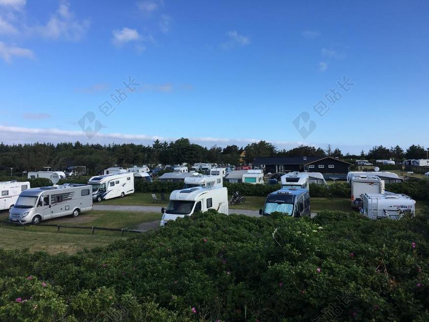 露营 移动主页 假期 游客 营地 户外 大篷车