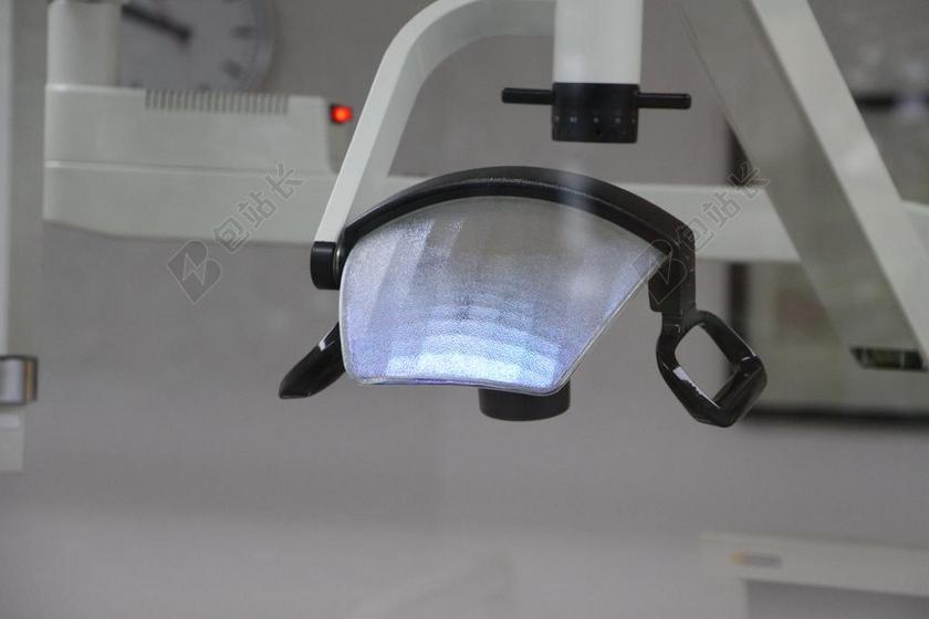 牙医灯医疗牙科器械诊所背景图片