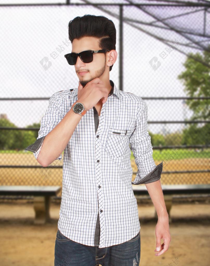 时尚 风格 新 模型 发型 看 魅力 有吸引力 人