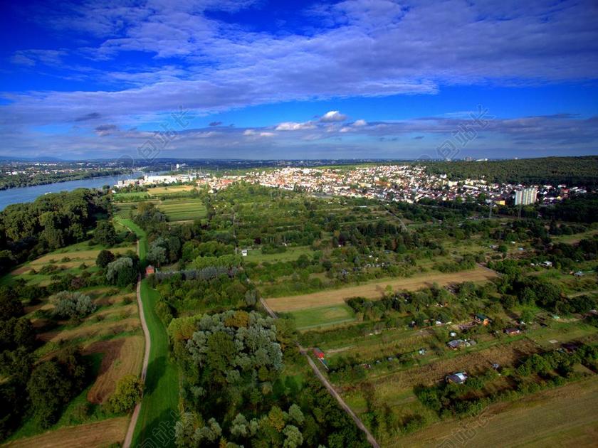 鸟瞰图 无人驾驶飞机 QUADCOPTER 相机