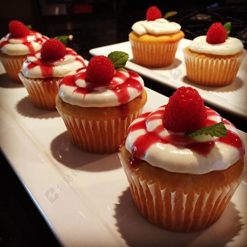 蛋糕 覆盆子 甜点 食品 甜 美味 自制 糕点 面包店