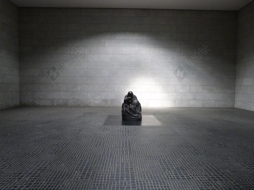 柏林 新唤醒 在菩提树下 战争纪念馆