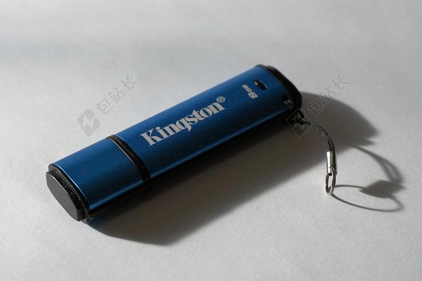 蓝色金融商务U盘办公室背景图片