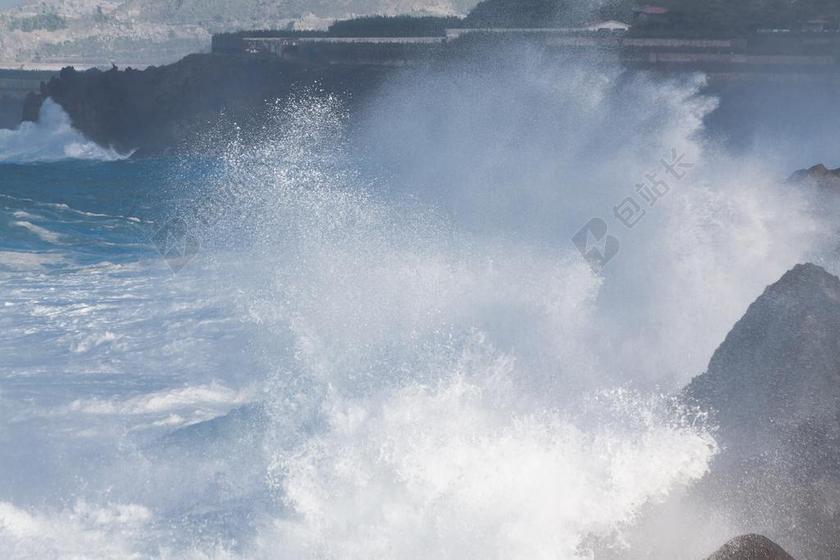 海岸 岩 海洋 洪水 海 波 水 喷雾 假期 冲浪