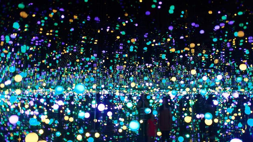 點點 分散 彩色 镜子 卢米埃尔 反射