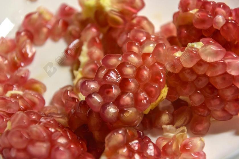 石榴 酸涩 甜 维生素C 果粒 果实 健康 红色