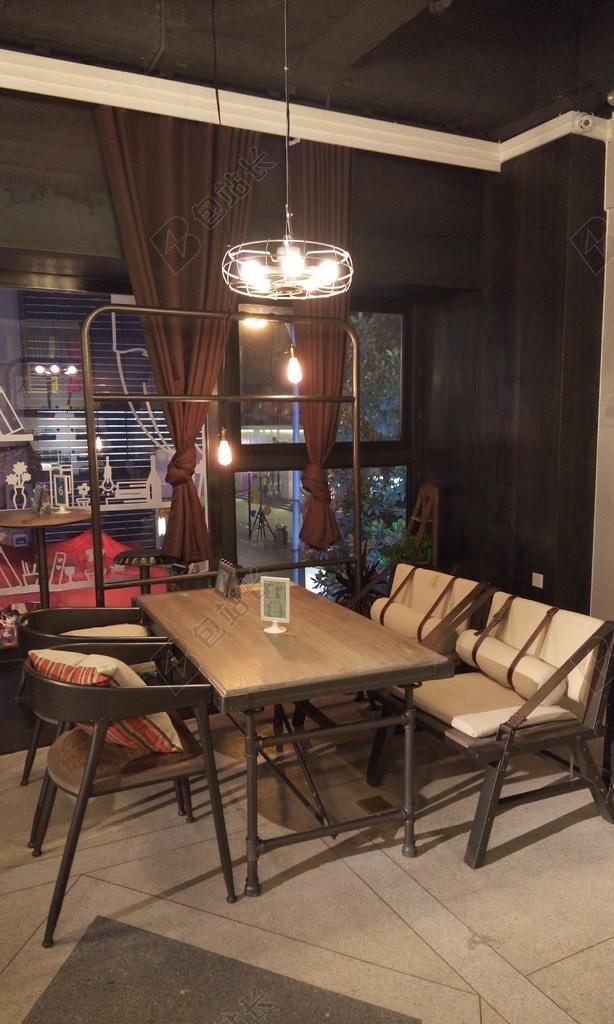 复古书房一角背景图片