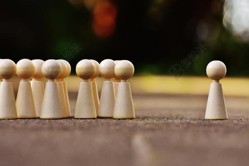 清新孤立的棋子背景图片