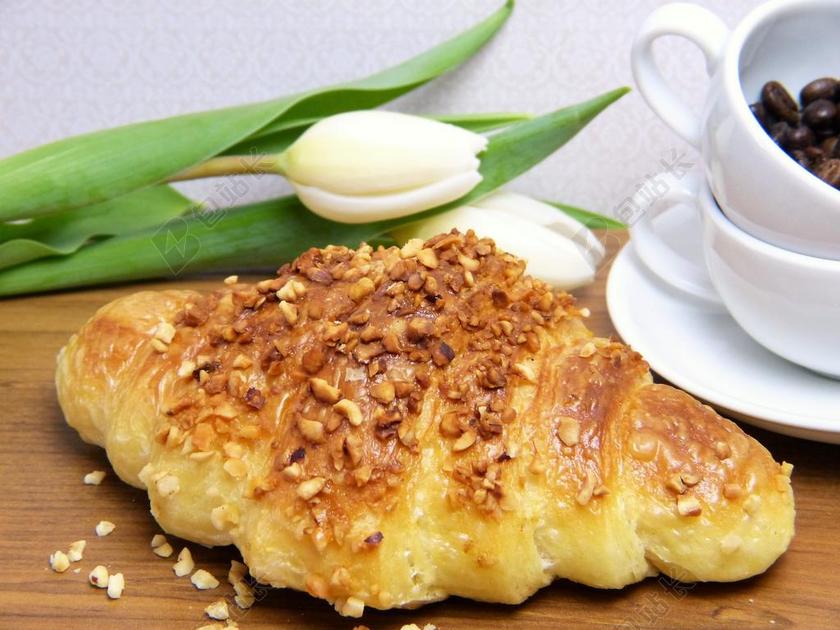 新月形面包 烤 早餐 食品 酥皮 弗里施 受益 自助餐