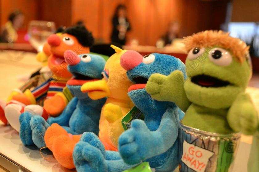 娃娃 毛绒玩具 布偶 SESSAME 街