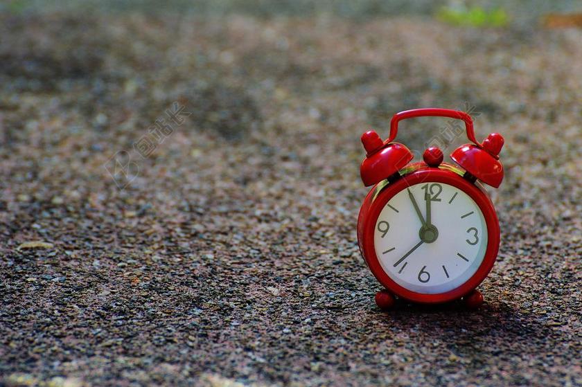 第十一小时 灾难 闹钟 时钟 响钟 拨号 指针 小时