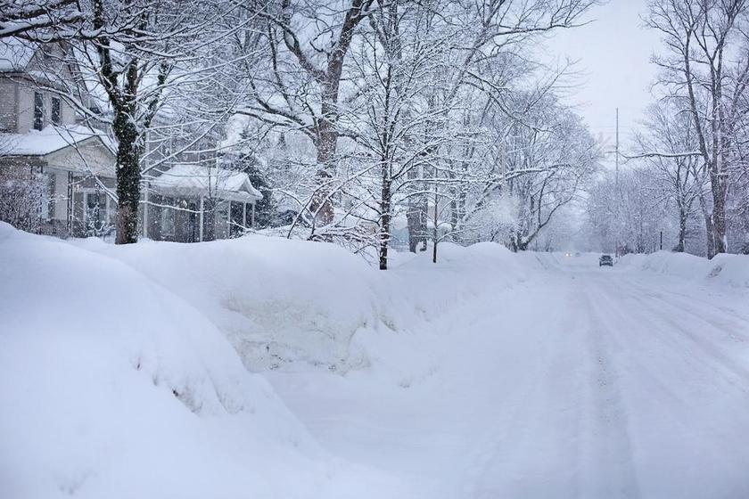 大雪覆盖的街道 深雪 冬天 密歇根 冰冷 冻结 冷 雪