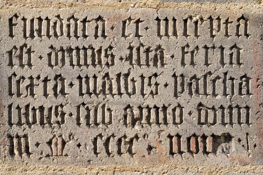 石碑 拉丁 板 字体 石 开凿