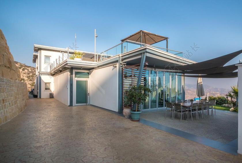 无人的房子背景图片